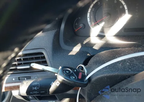 2012 Honda Accord 2.4 Ex-L из США, поврежденный, VIN 1HGCP2F83CA105715